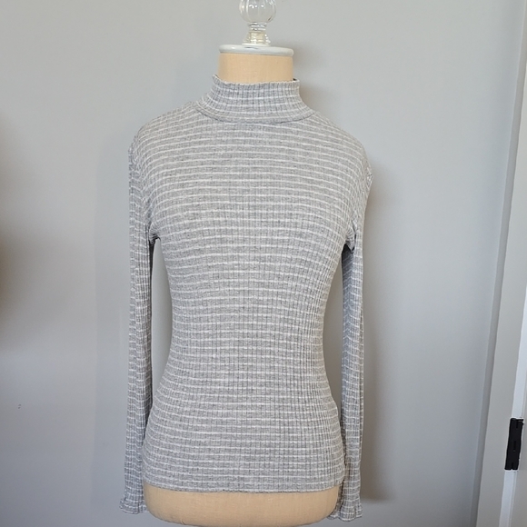 Frame Denim Sweaters - FRAME 70S Long Sleeve Turtleneck